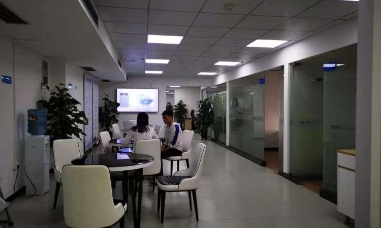 重慶憨牛教育信息咨詢